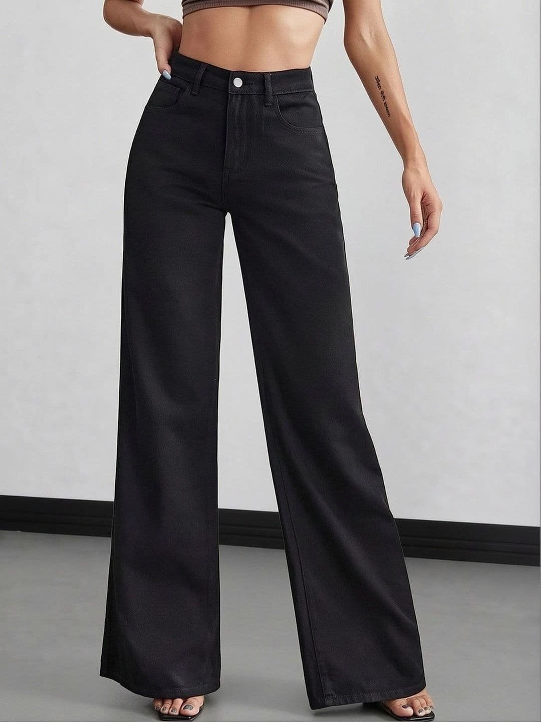 The Roadster Lifestyle Co Women Pure Cotton No Fade Clean Look Wide Leg Jeans thumbnail 3
