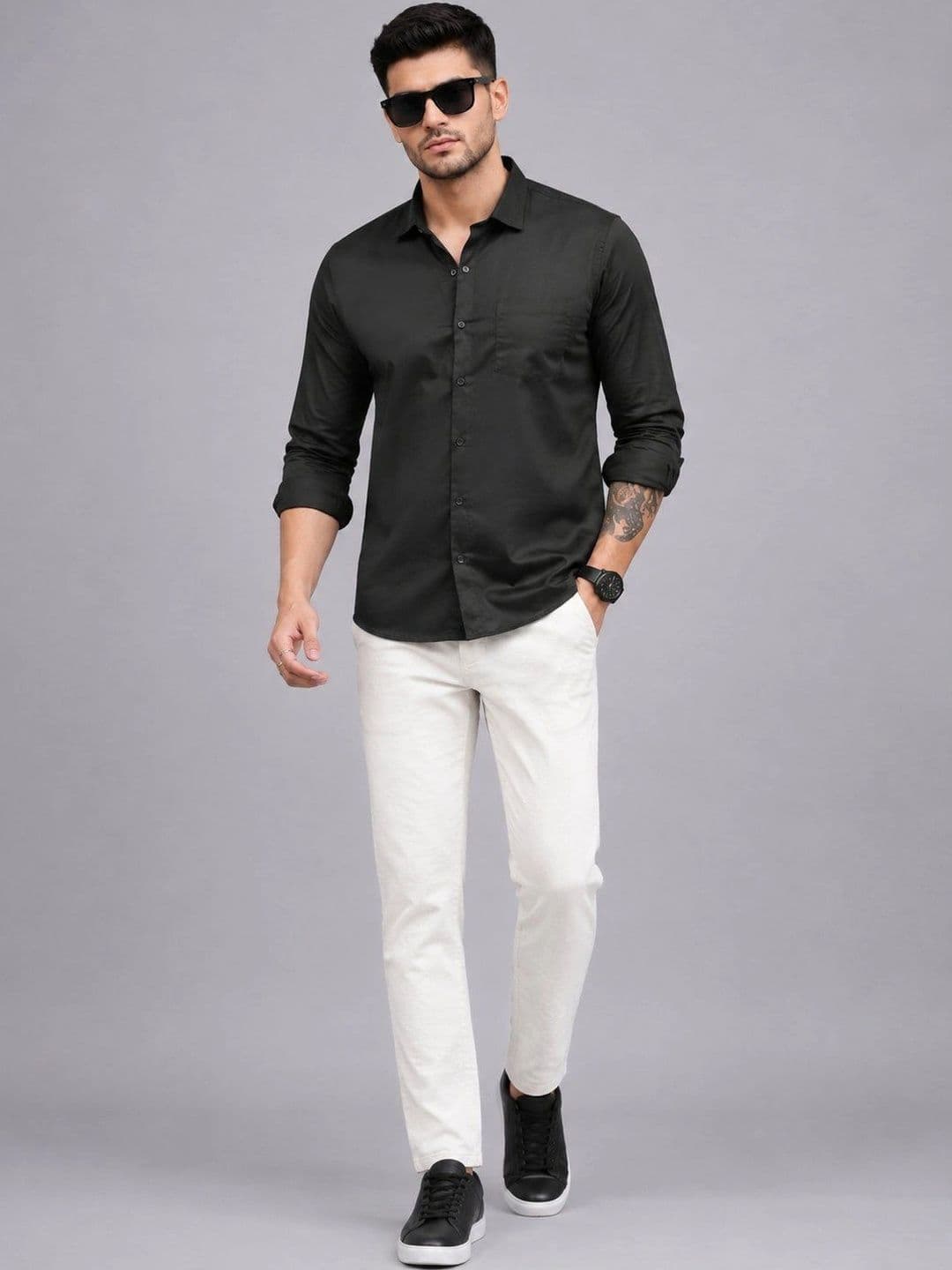 Roadster Men Black Solid Regular Fit Casual Shirt thumbnail 4