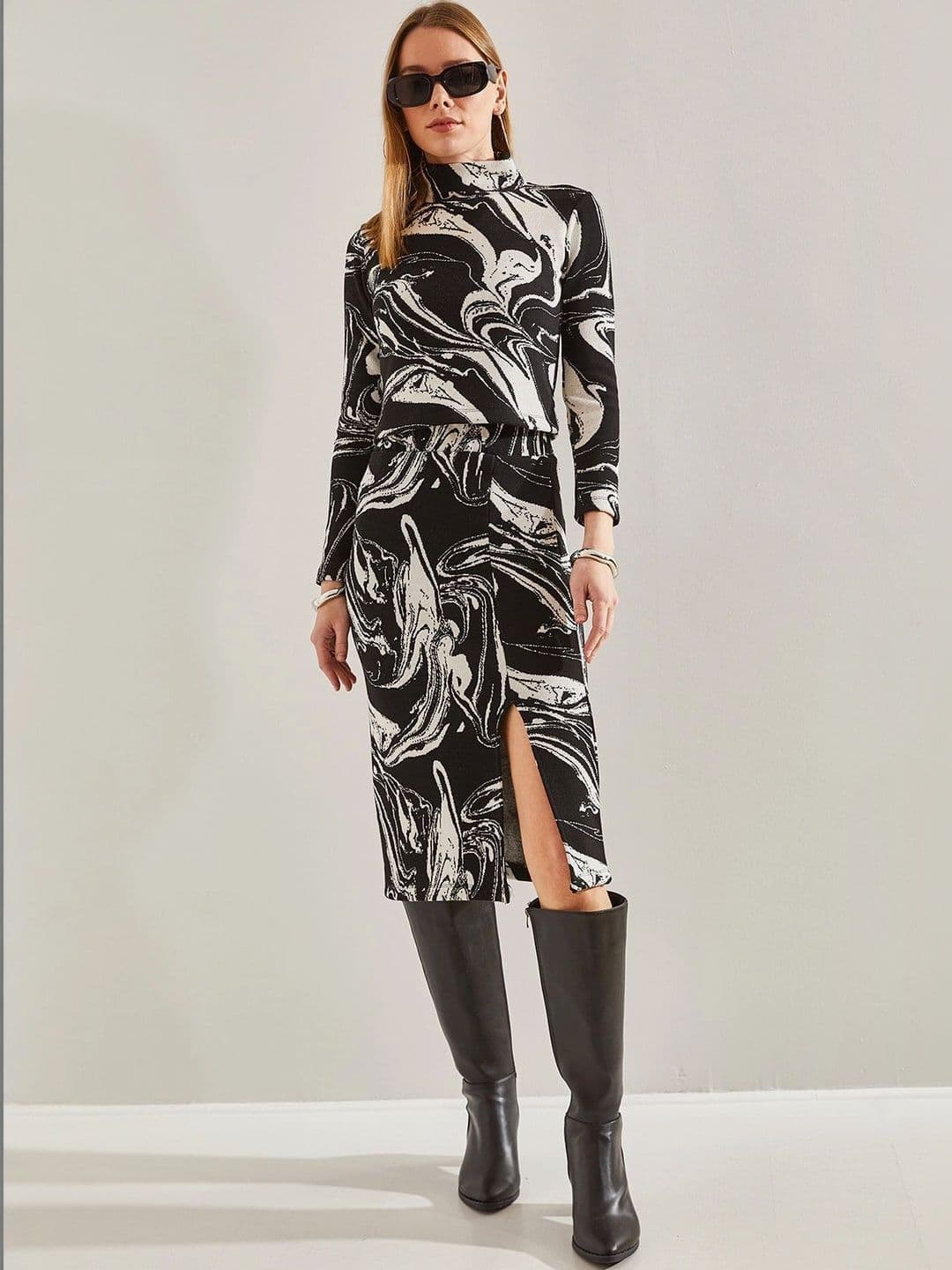 BIANCO LUCCI Women Abstract Side Slit Midi Straight Skirt thumbnail 6