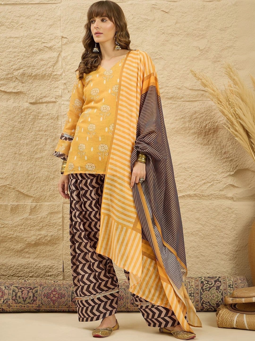 Ethnic Junction Women Floral Printed Regular Linen Kurta with Palazzos & With Dupatta - view 1