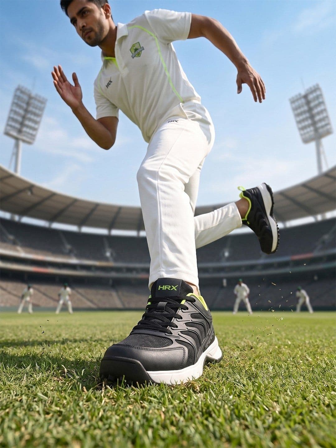 HRX by Hrithik Roshan Men Comfortable Cricket Shoes thumbnail 5