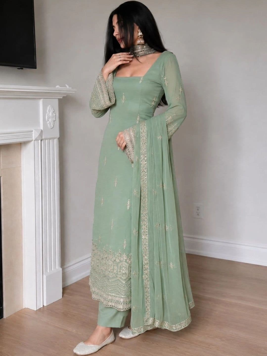 TWINS LADY Women Ethnic Motifs Embroidered Regular Kurta with Trousers & With Dupatta thumbnail 2