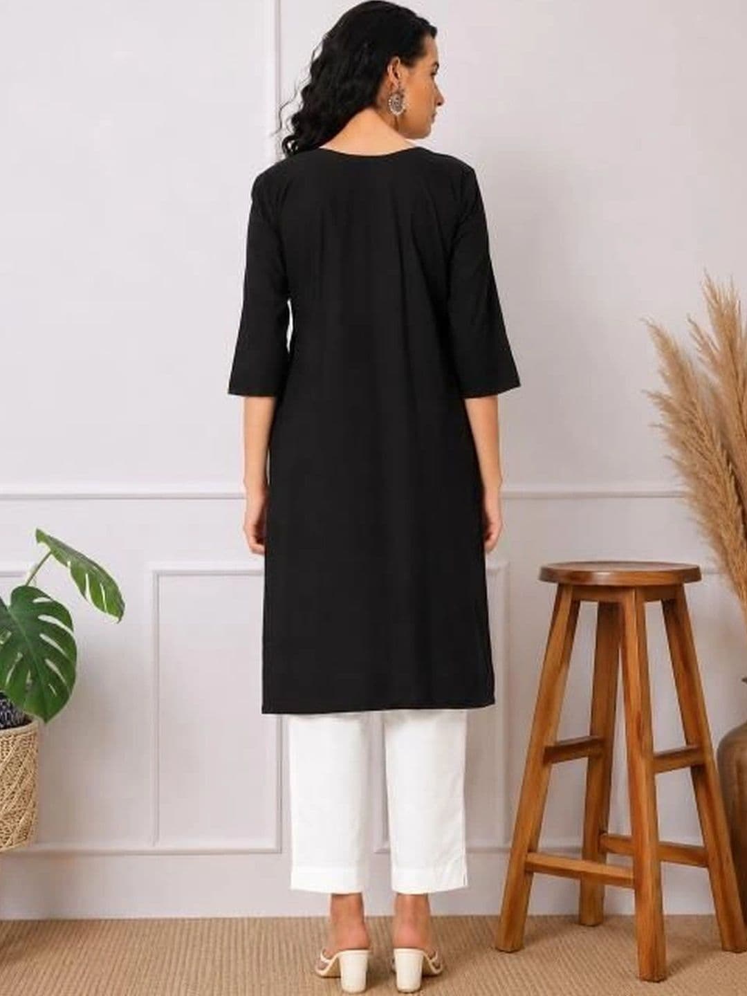 Anouk Women Kurta thumbnail 2