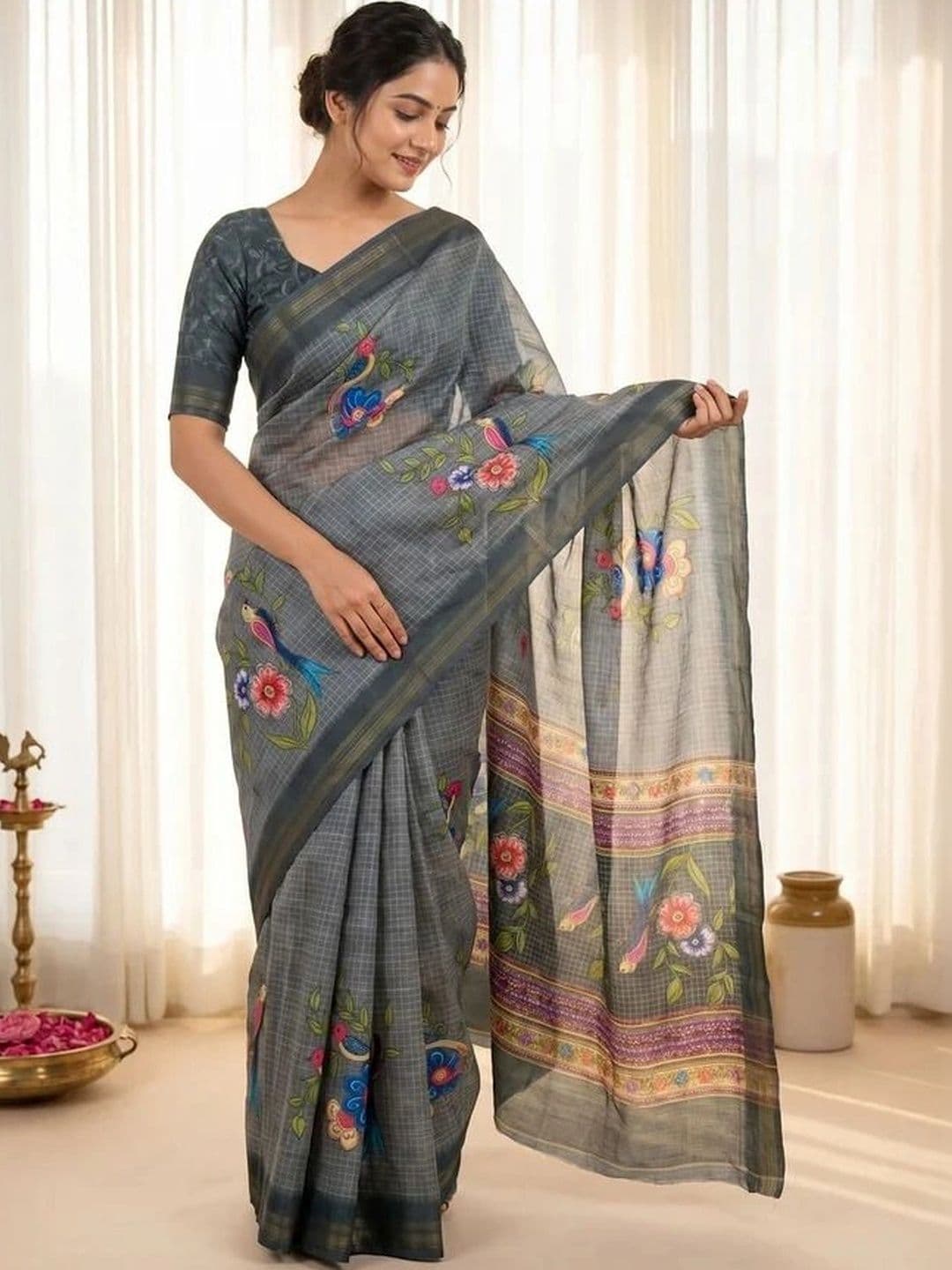 NARIVESH TRENDS Floral Saree - view 1