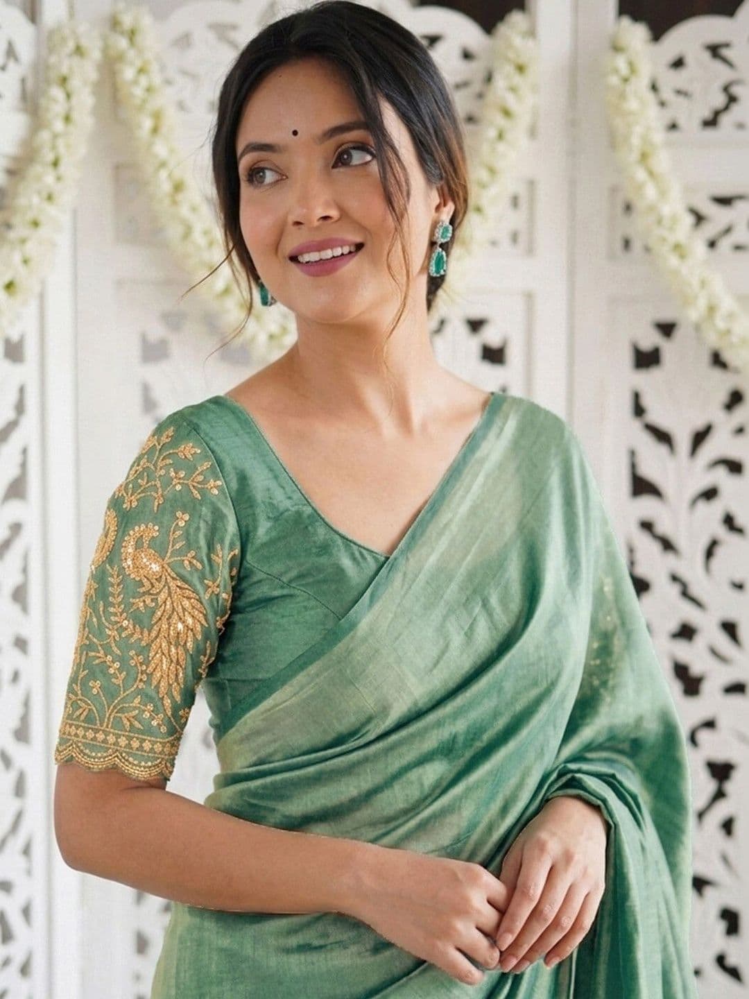 Satrani Embroidered Tissue Saree thumbnail 6
