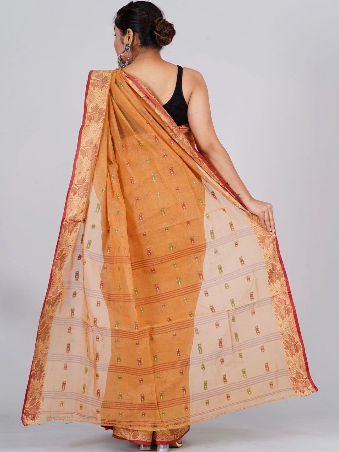 TANTSHREE Floral Pure Cotton Saree thumbnail 2