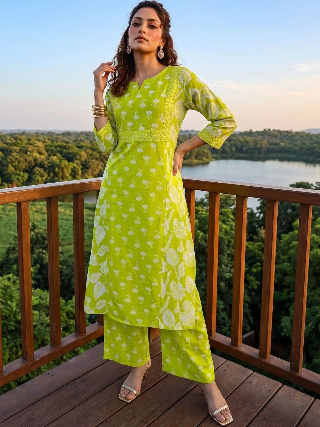 Sangria Women Floral Printed Regular Pure Cotton Kurta with Palazzos & With Dupatta thumbnail 5