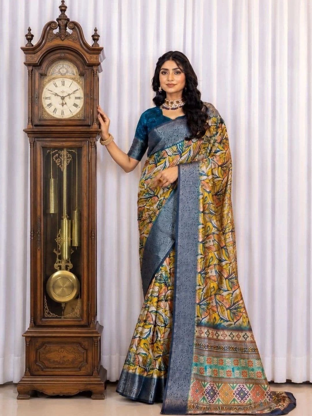 Sampada india Floral Silk Blend Saree - view 1