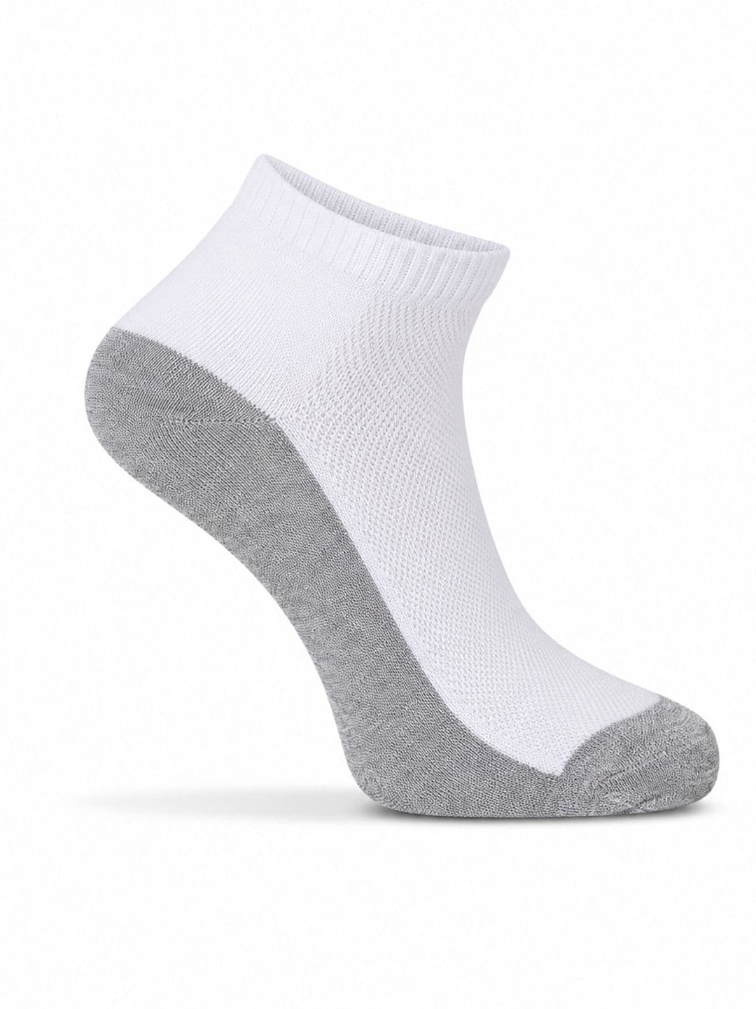 Roadster Men Pack of 3 Cotton Colourblocked Ankle Length Socks thumbnail 4