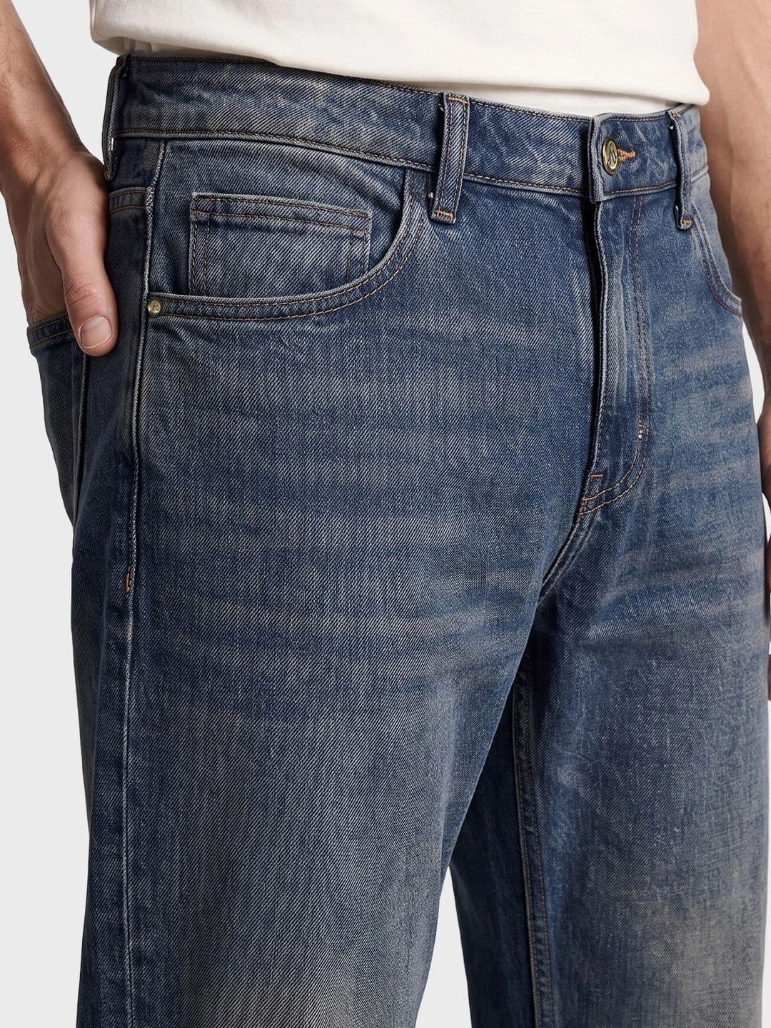 The Indian Garage Co Men Regular Fit Mid-Rise Low Distress Light Fade Jeans thumbnail 7