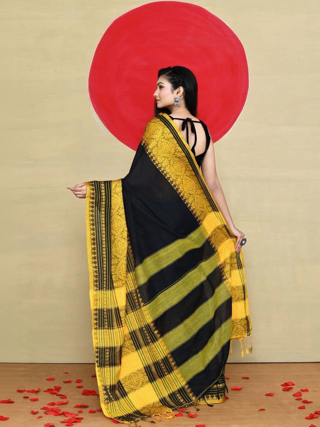 TANTSHREE Floral Pure Cotton Saree thumbnail 3