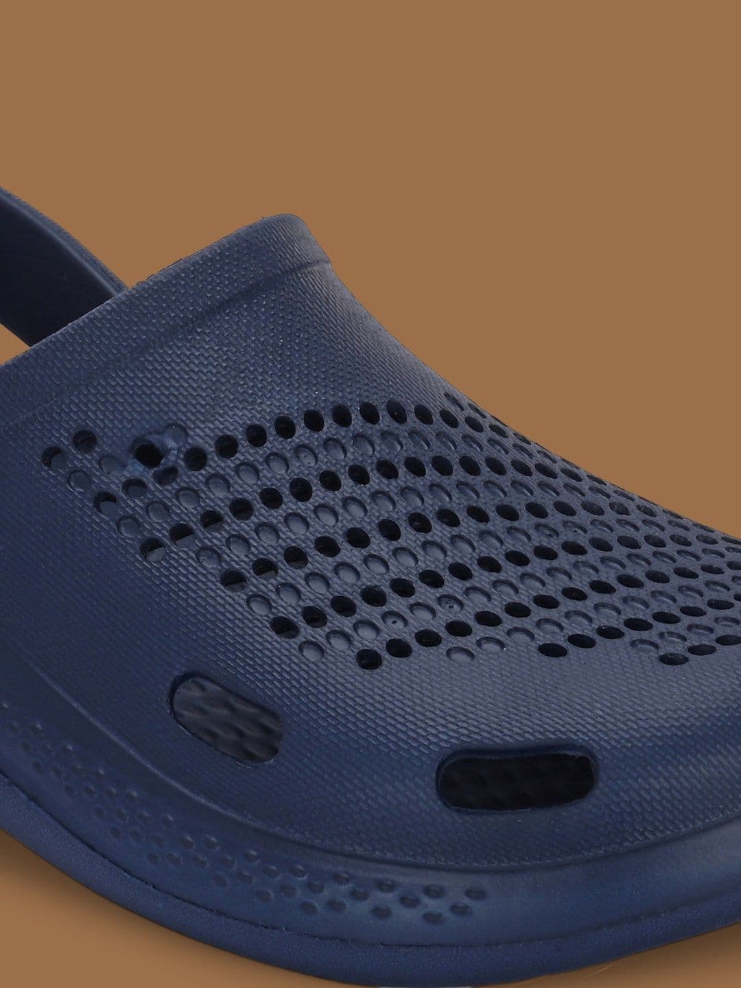 HRX by Hrithik Roshan Men Rubber Clogs thumbnail 5