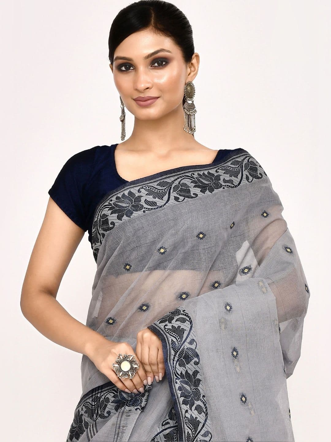 TANTSHREE Embroidered Pure Cotton Saree thumbnail 7