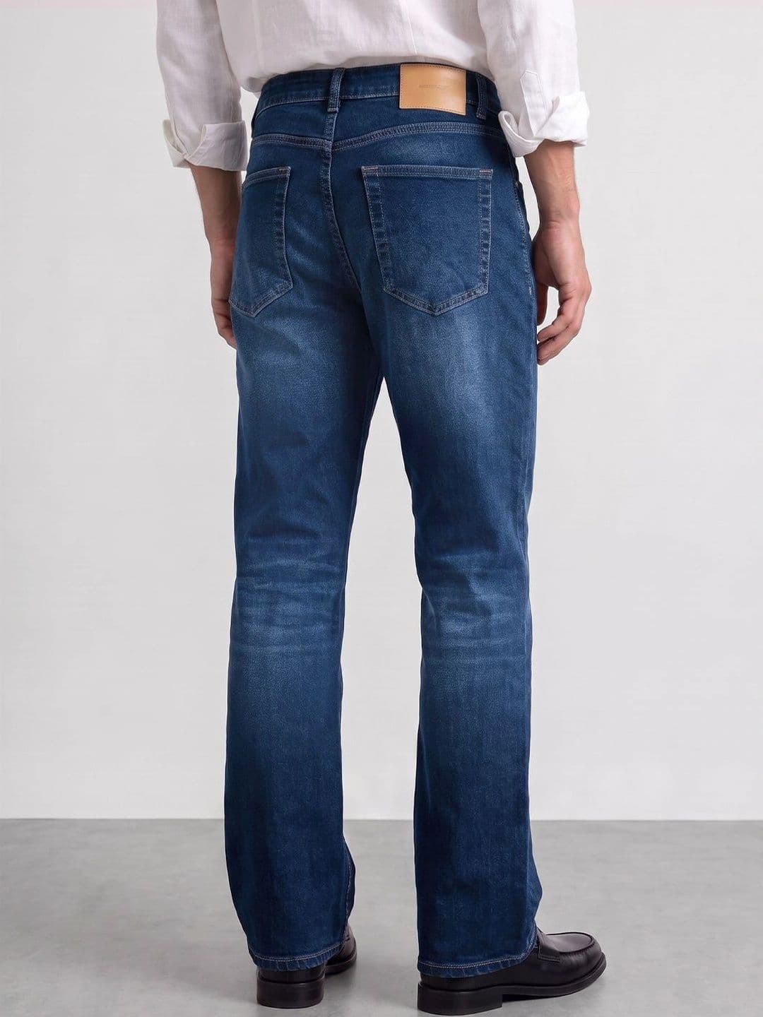 Powerlook Men Bootcut Mid-Rise Mildly Distressed Jeans thumbnail 4