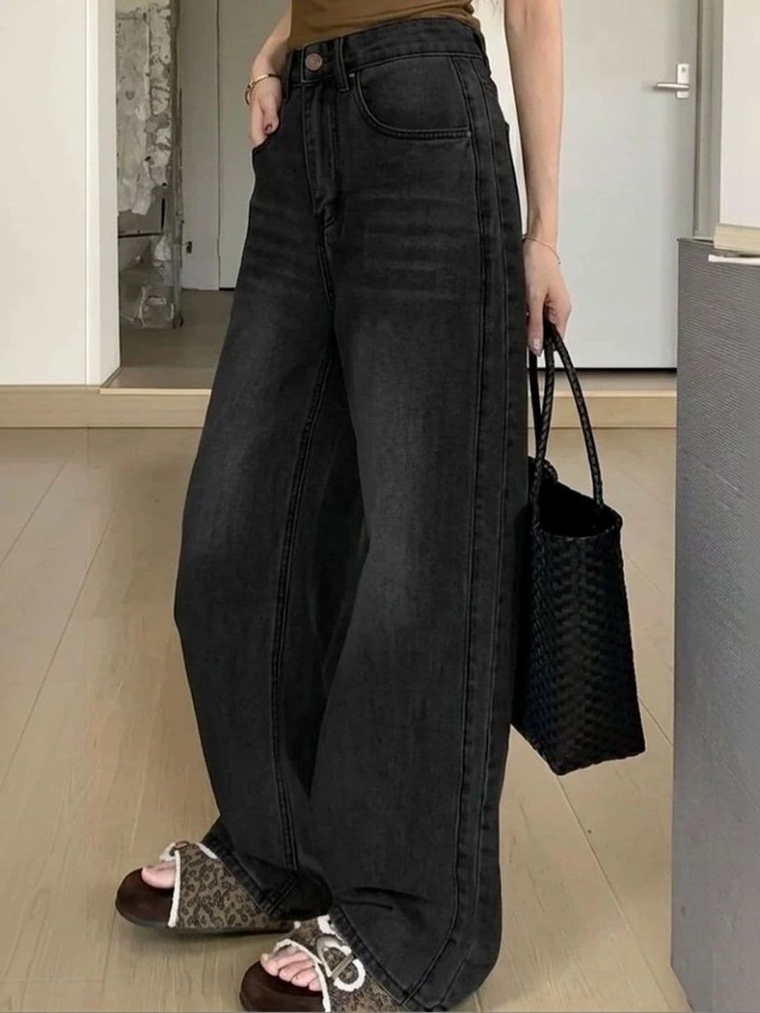 Encrypt Women High-Rise Light Fade Jeans thumbnail 3