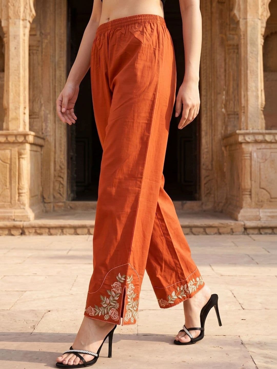 Varun Handicraft Women Regular Thread Work Pure Cotton Kurta with Palazzos & With Dupatta thumbnail 3