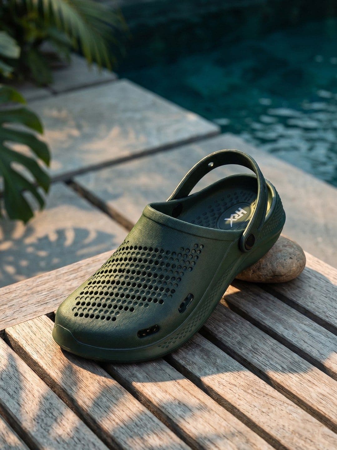 HRX by Hrithik Roshan Men Green Self Design Rubber Clogs - view 1