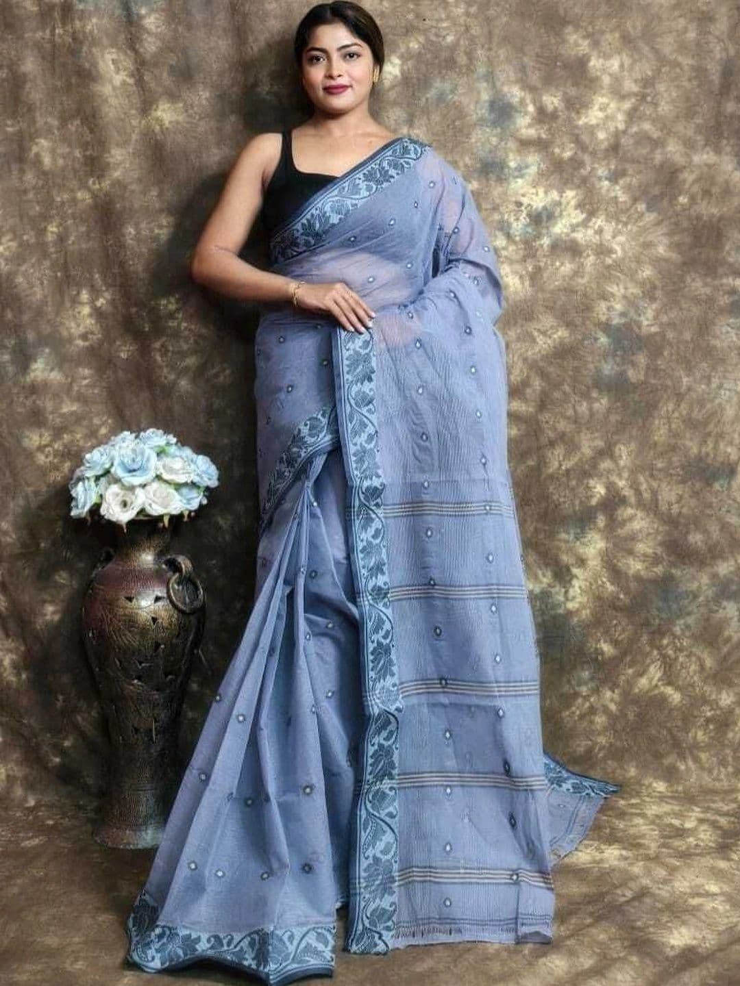 TANTSHREE Floral Embroidered Pure Cotton Saree thumbnail 3