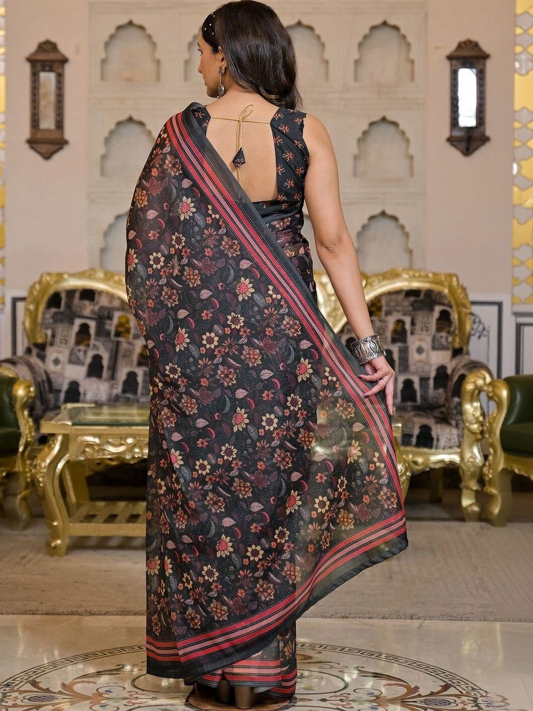 Mitera Floral Pure Georgette Saree thumbnail 7