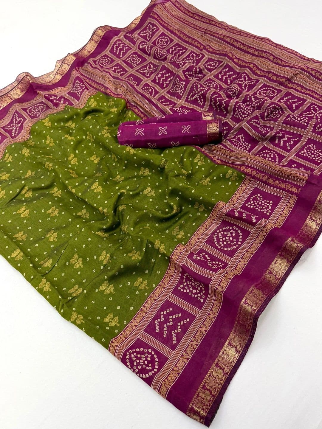 NARIVESH TRENDS Bandhani Zari Saree thumbnail 3