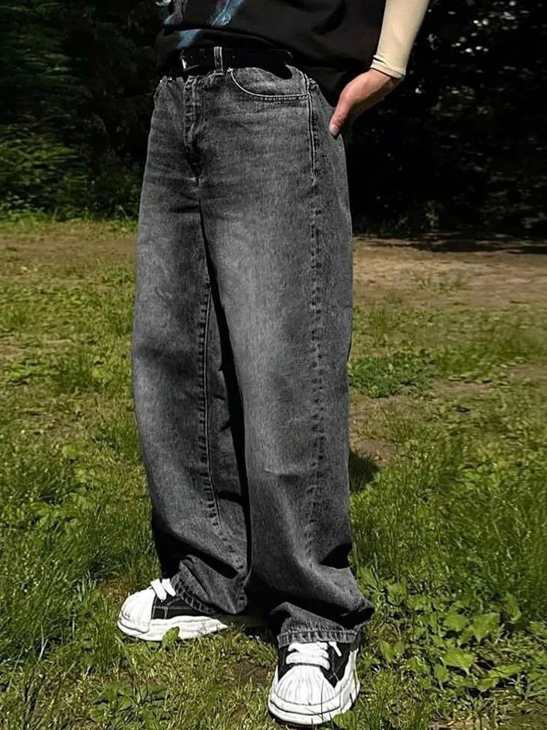 Stylecast X Kotty Men Wide Leg Mid-Rise Stretchable Jeans thumbnail 4