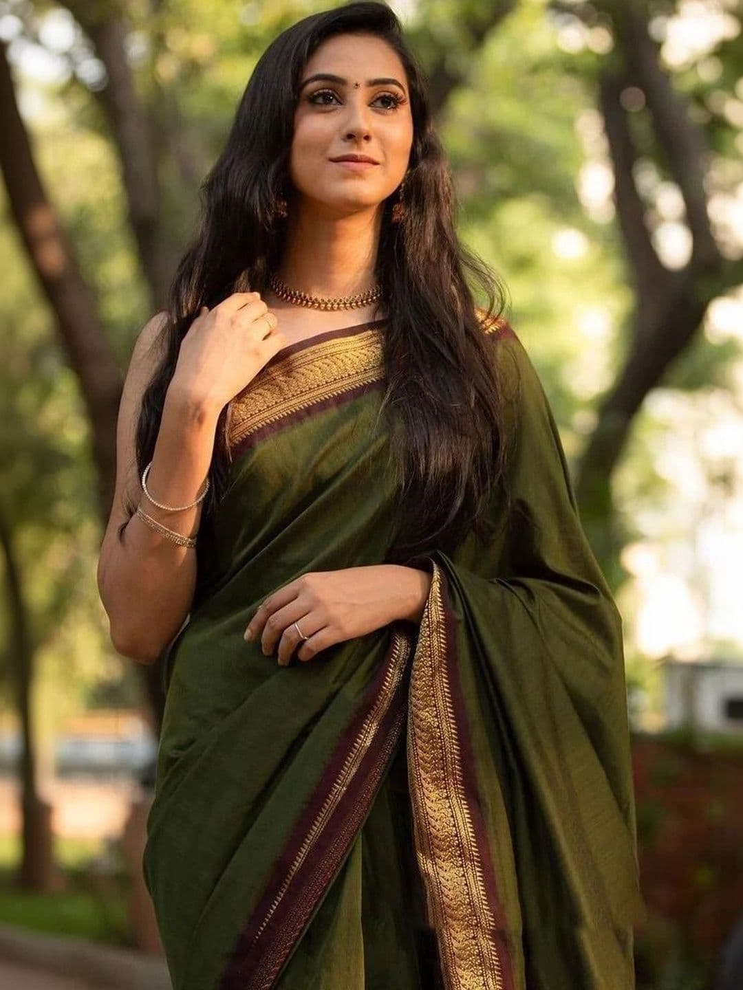 revika Woven Design Zari Art Silk Designer Kanjeevaram Saree thumbnail 6