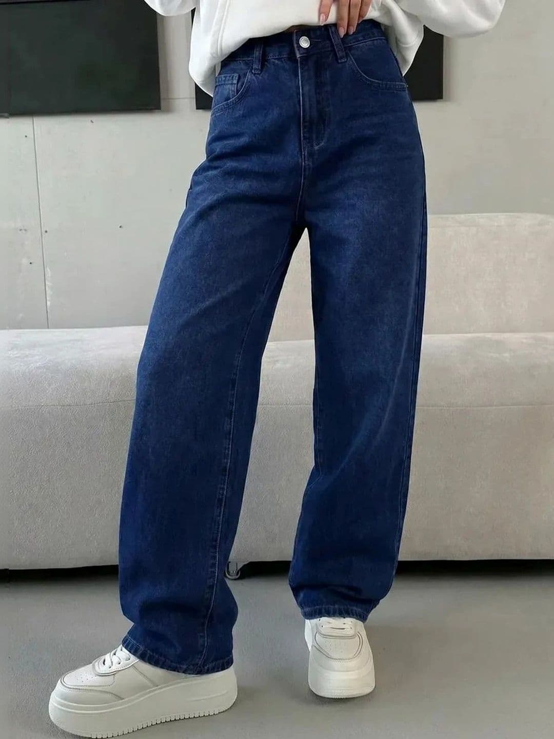 AAV2 Women Wide Leg High-Rise Light Fade Stretchable Jeans thumbnail 5