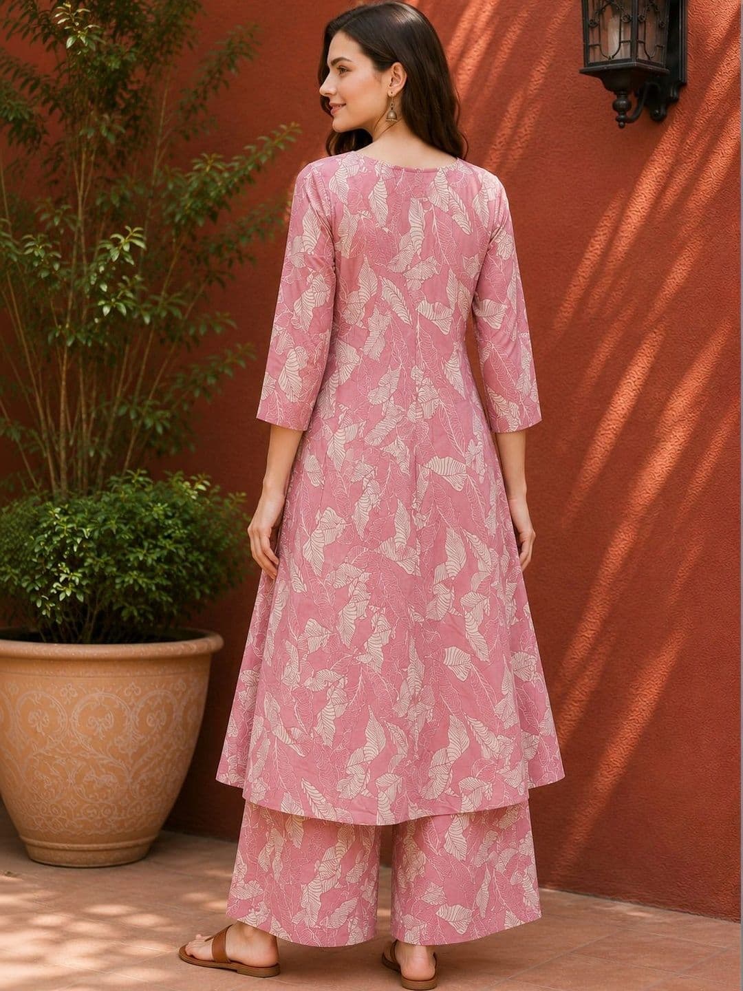DSK STUDIO Women Floral Printed Empire Kurta with Palazzos thumbnail 5