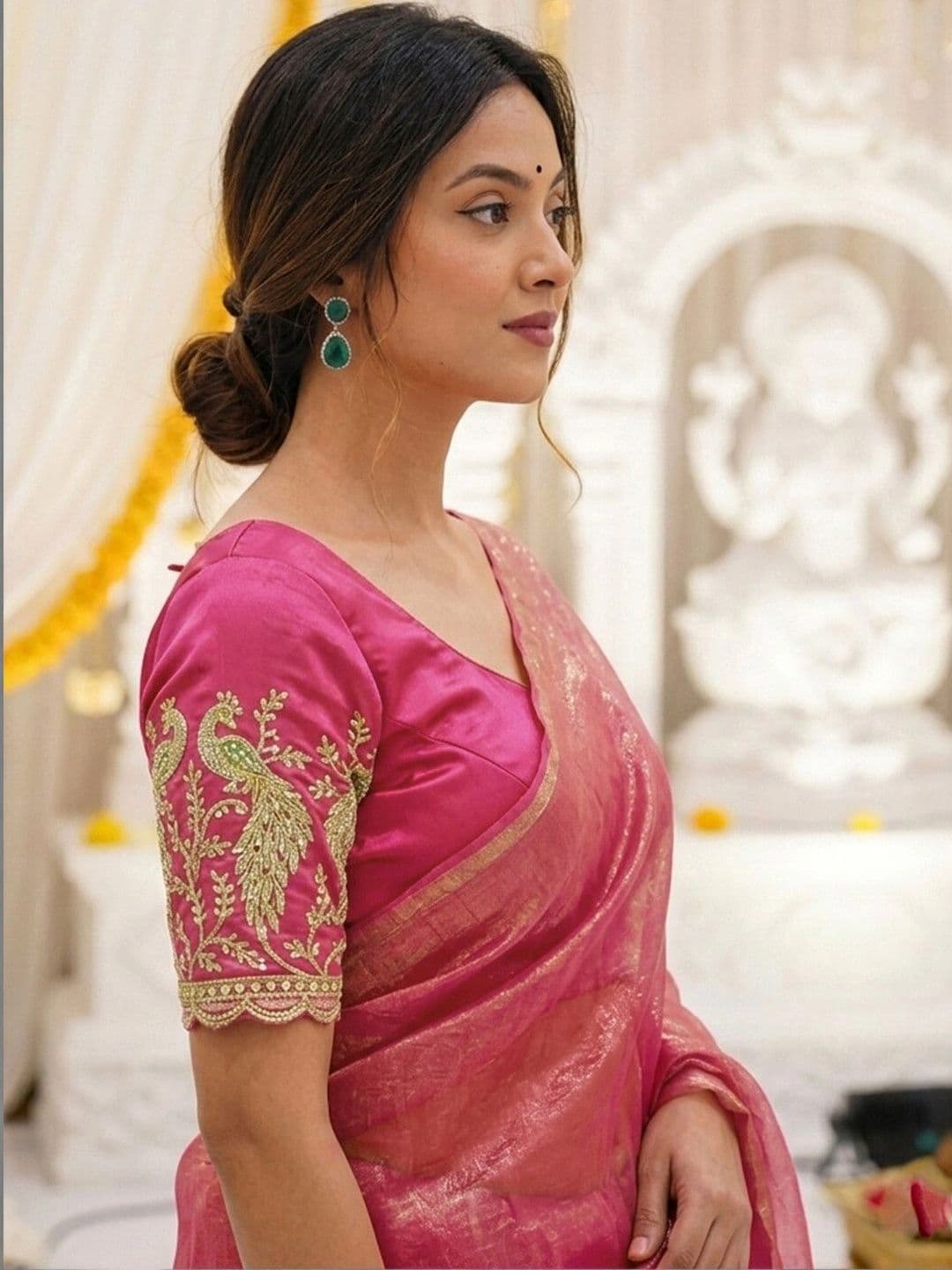 Satrani Tissue Saree thumbnail 2
