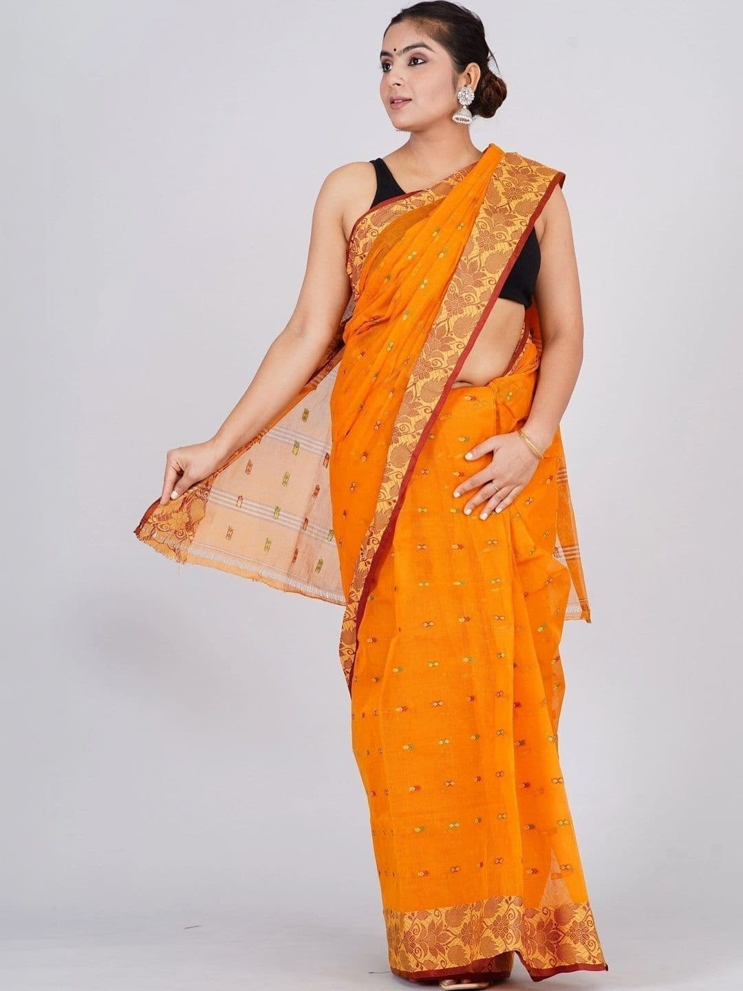 TANTSHREE Woven Design Zari Pure Cotton Saree thumbnail 2