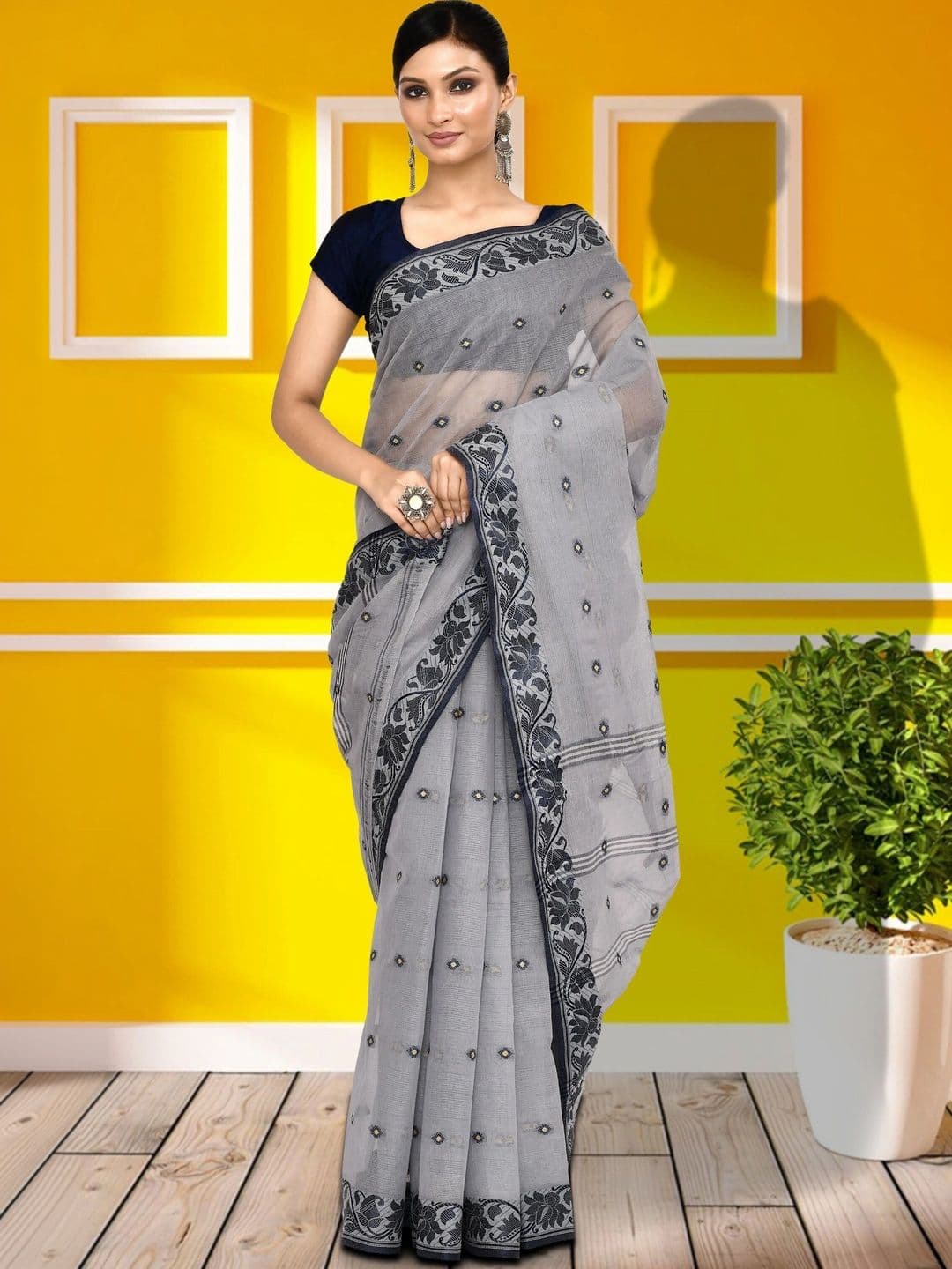 TANTSHREE Embroidered Pure Cotton Saree thumbnail 3
