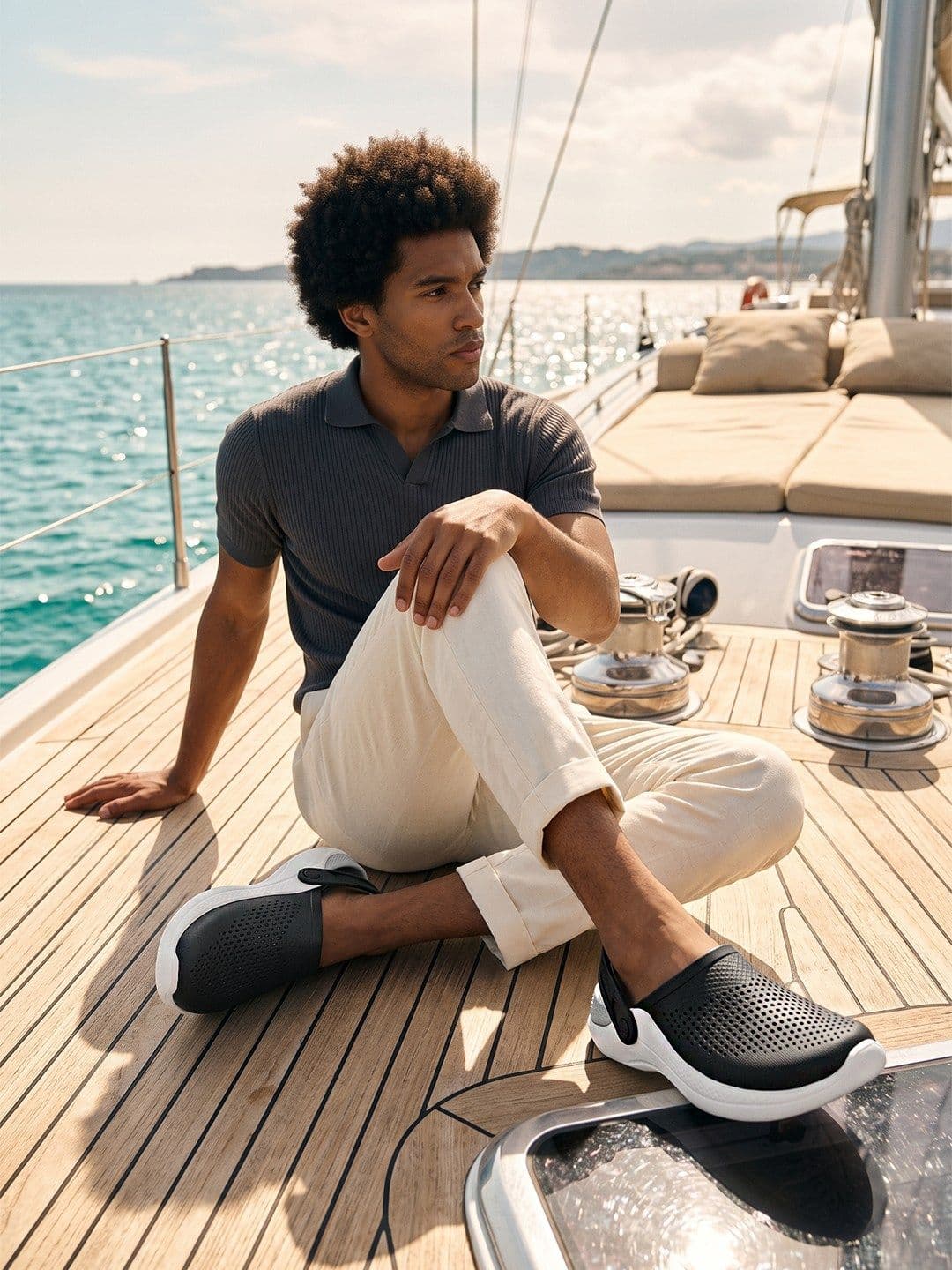 HRX by Hrithik Roshan Men Clogs thumbnail 2