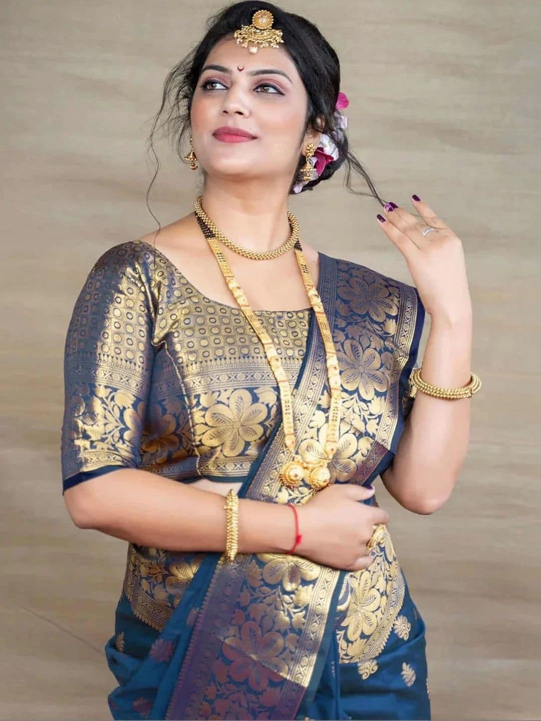 VYOM CREATION Woven Design Zari Art Silk Banarasi Saree thumbnail 6