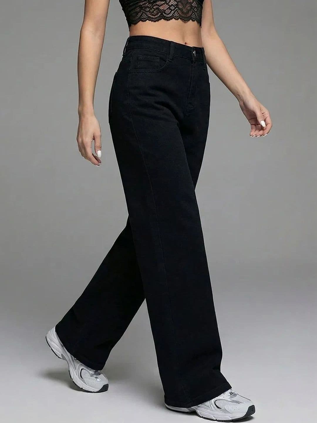 AAV2 Women Wide Leg High-Rise Light Fade Stretchable Jeans thumbnail 5