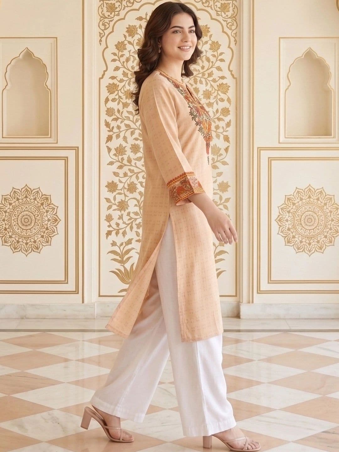 House of Pataudi Women Ethnic Motifs Embroidered Thread Work Kurta thumbnail 2
