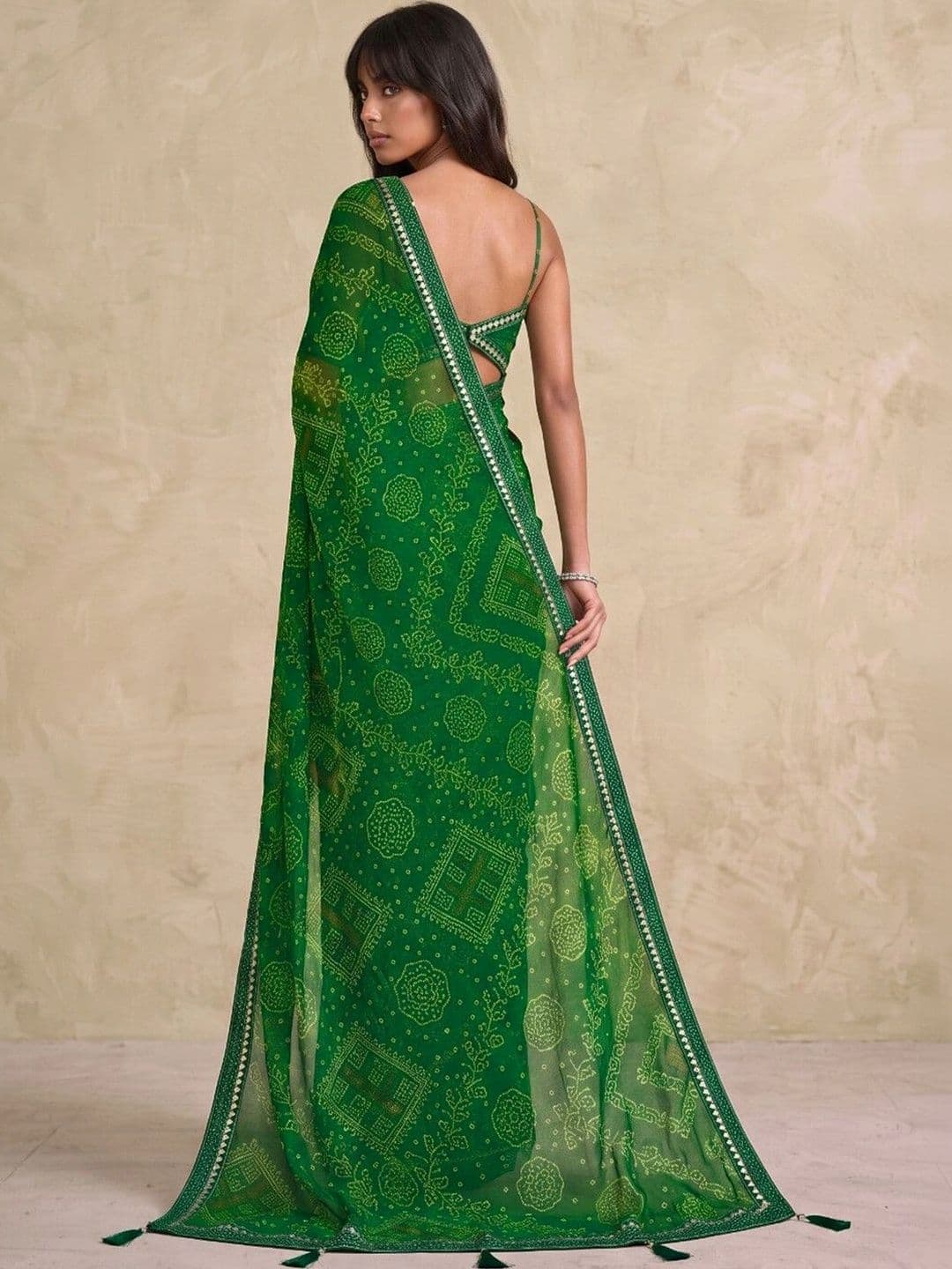 SAARA Bandhani Pure Georgette Saree thumbnail 7