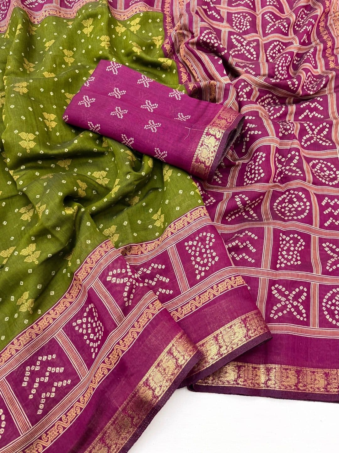 NARIVESH TRENDS Bandhani Zari Saree thumbnail 2