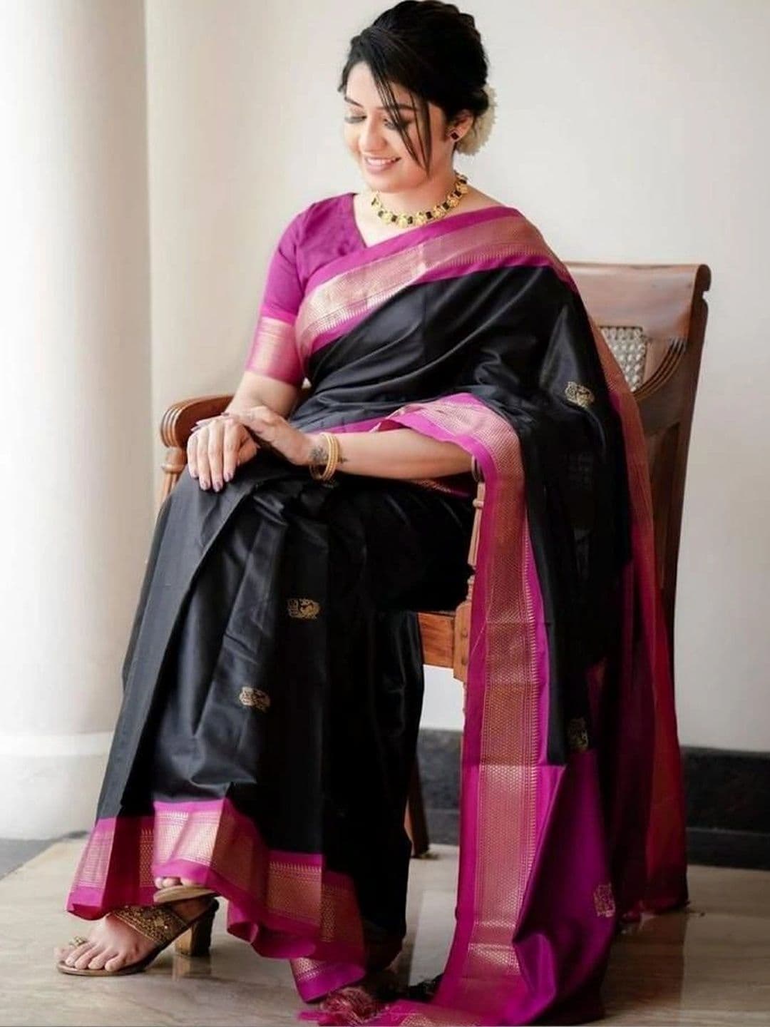 revika Woven Design Zari Art Silk Designer Kanjeevaram Saree thumbnail 5