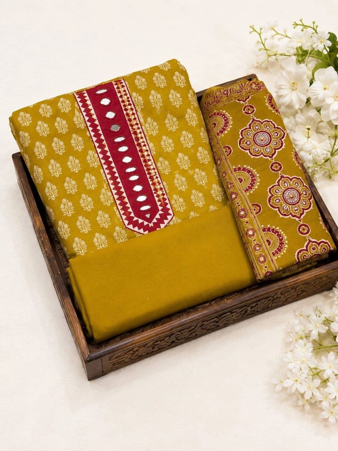 Krishna Tanna Printed Pure Cotton Unstitched Dress Material thumbnail 3