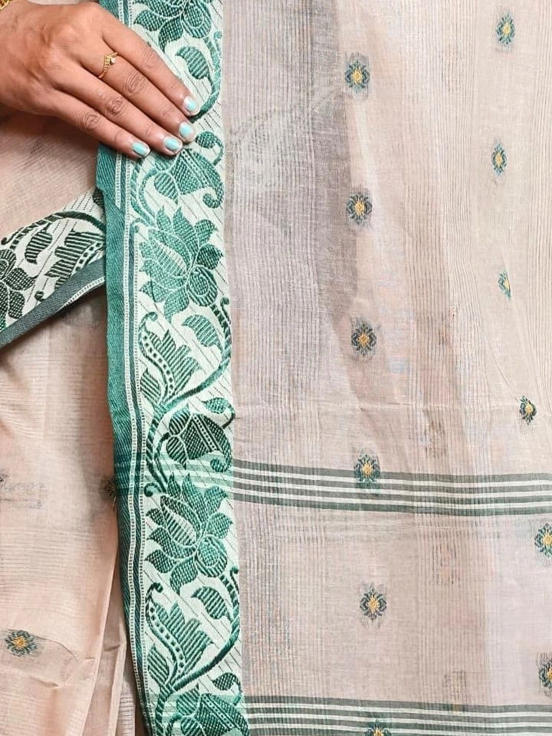 TANTSHREE Floral Pure Cotton Saree thumbnail 5