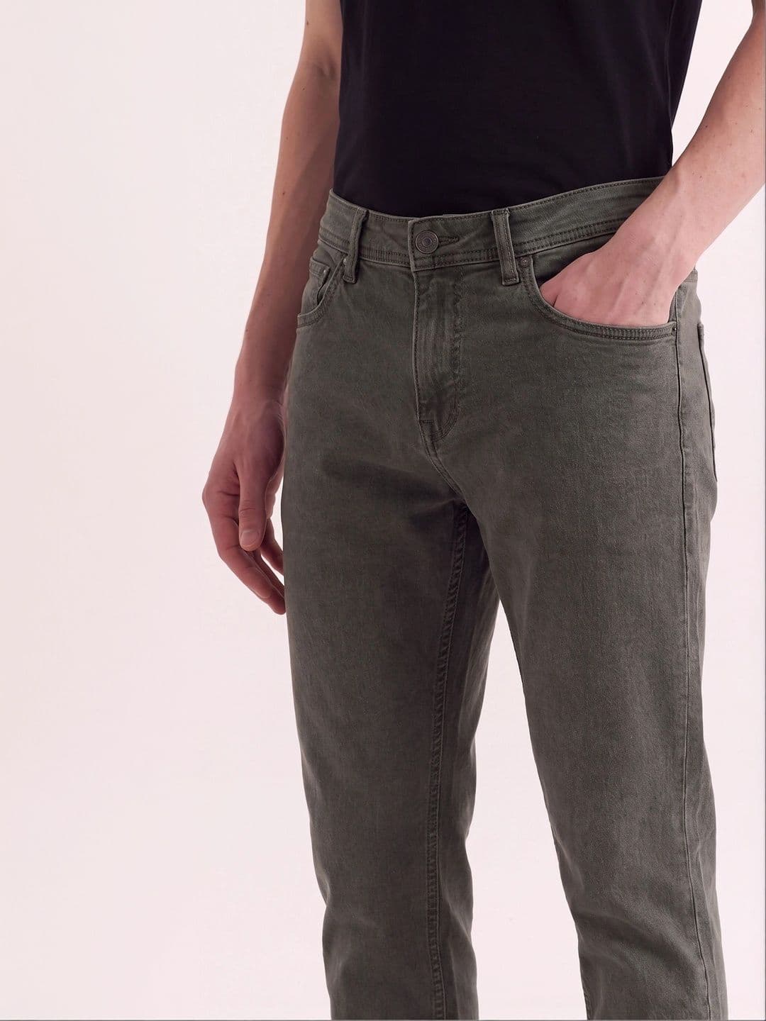 DAGERRFLY Men Slim Fit Mid-Rise Jeans thumbnail 6