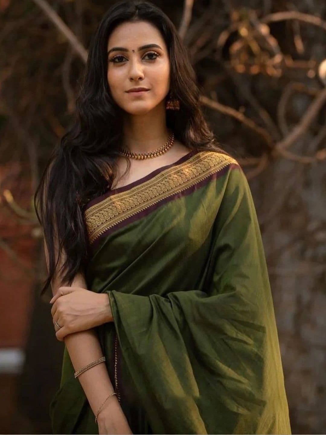 revika Woven Design Zari Art Silk Designer Kanjeevaram Saree thumbnail 2