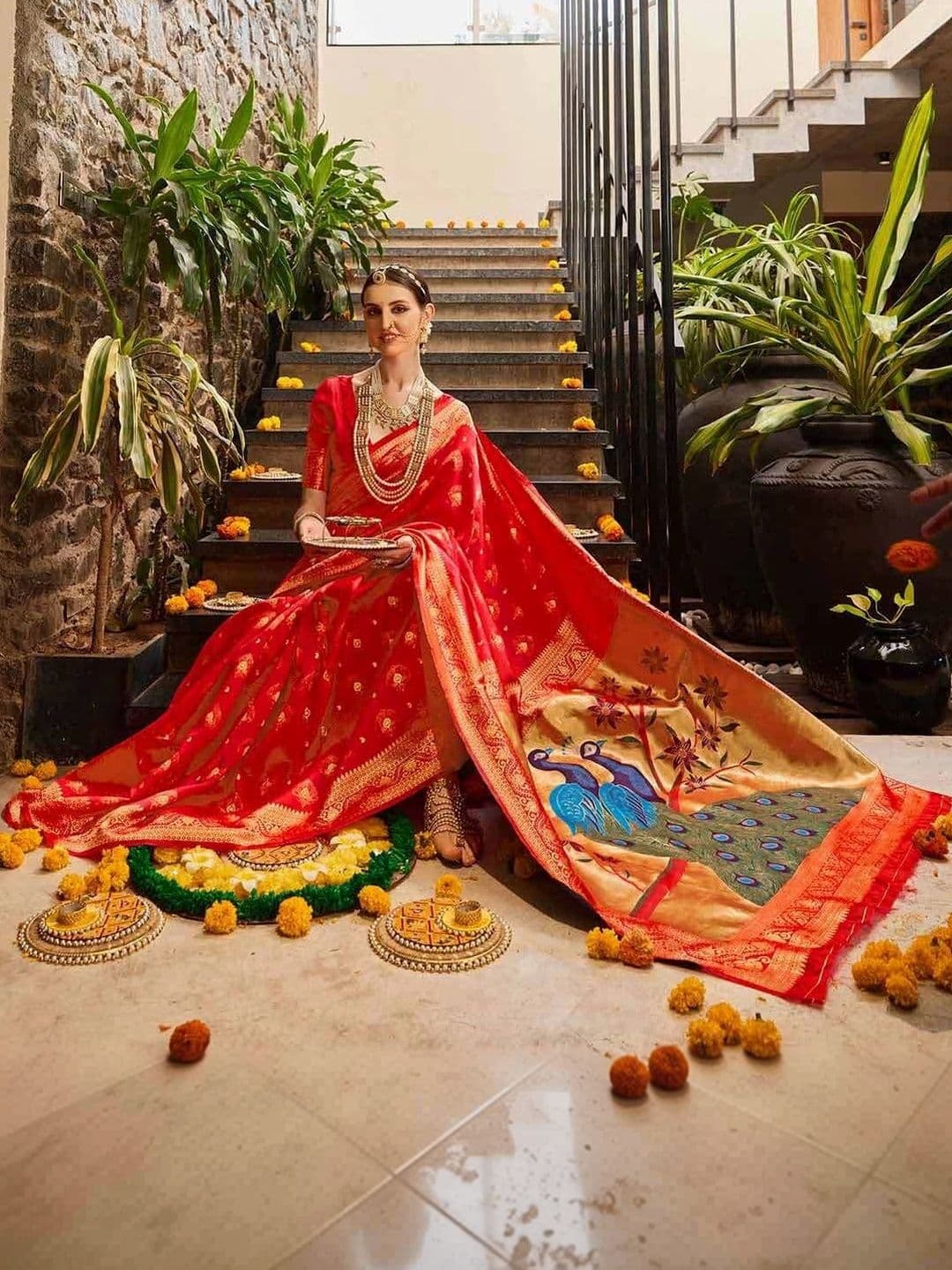VYOM CREATION Woven Design Zari Art Silk Banarasi Saree thumbnail 6