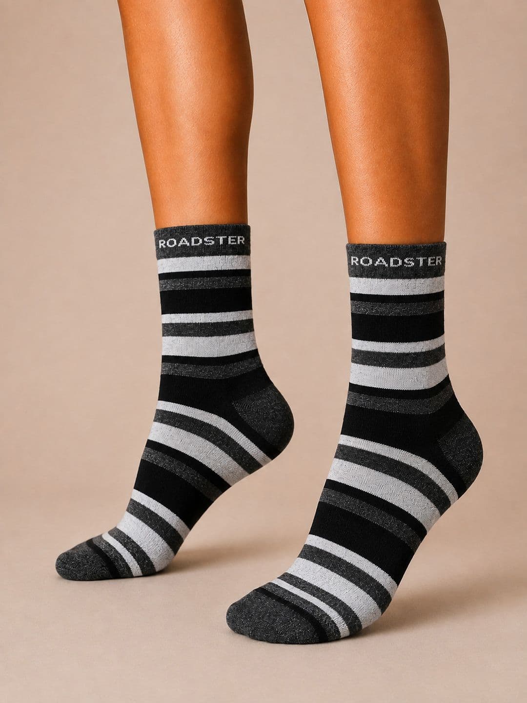 Roadster Men Pack of 3 Cotton Striped Above Ankle Socks thumbnail 4