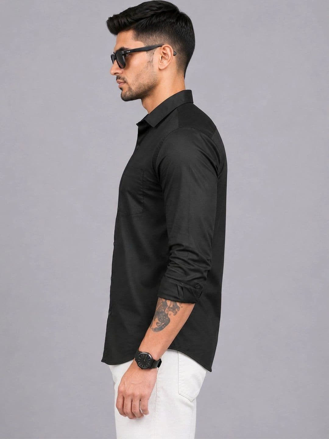 Roadster Men Black Solid Regular Fit Casual Shirt thumbnail 3