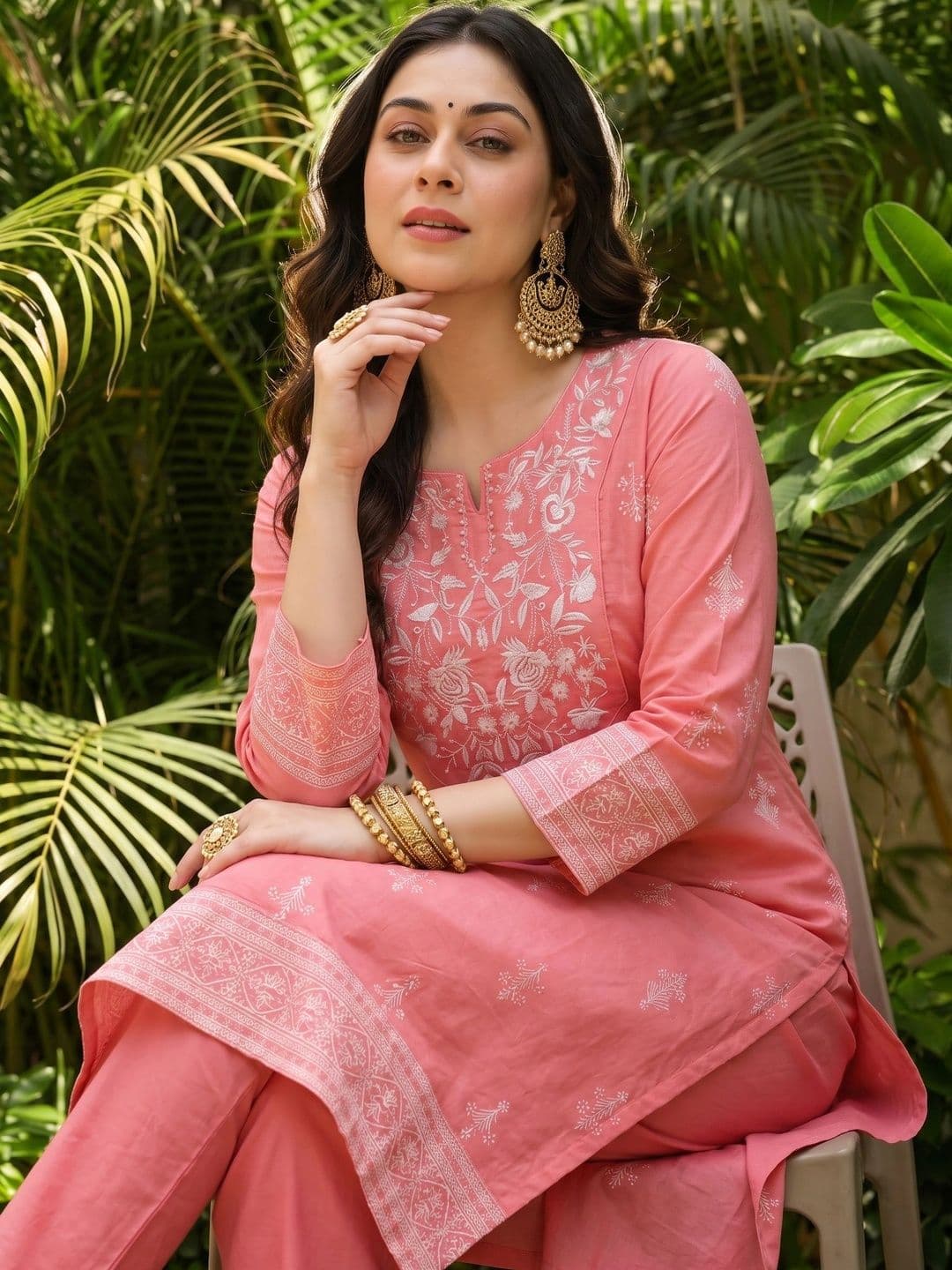 KJTRENDS Women Ethnic Motifs Embroidered Regular Thread Work Pure Cotton Kurta with Trousers - view 1