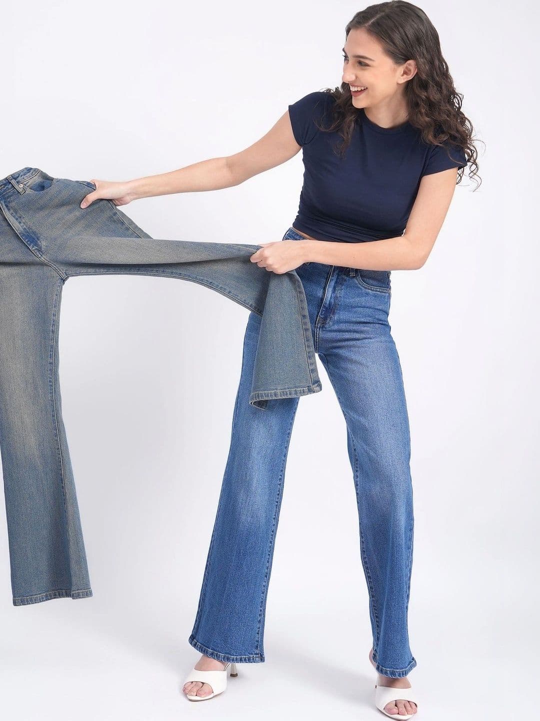 Defrost Jeans Women Wide Leg High-Rise Stretchable Jeans thumbnail 2
