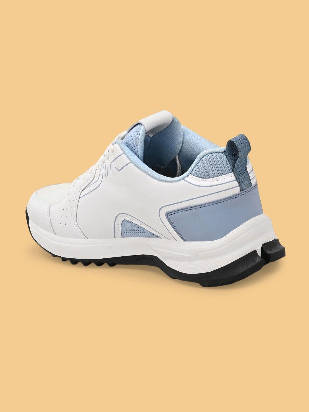 HRX by Hrithik Roshan Men Mesh Cricket Non-Marking Shoes thumbnail 2