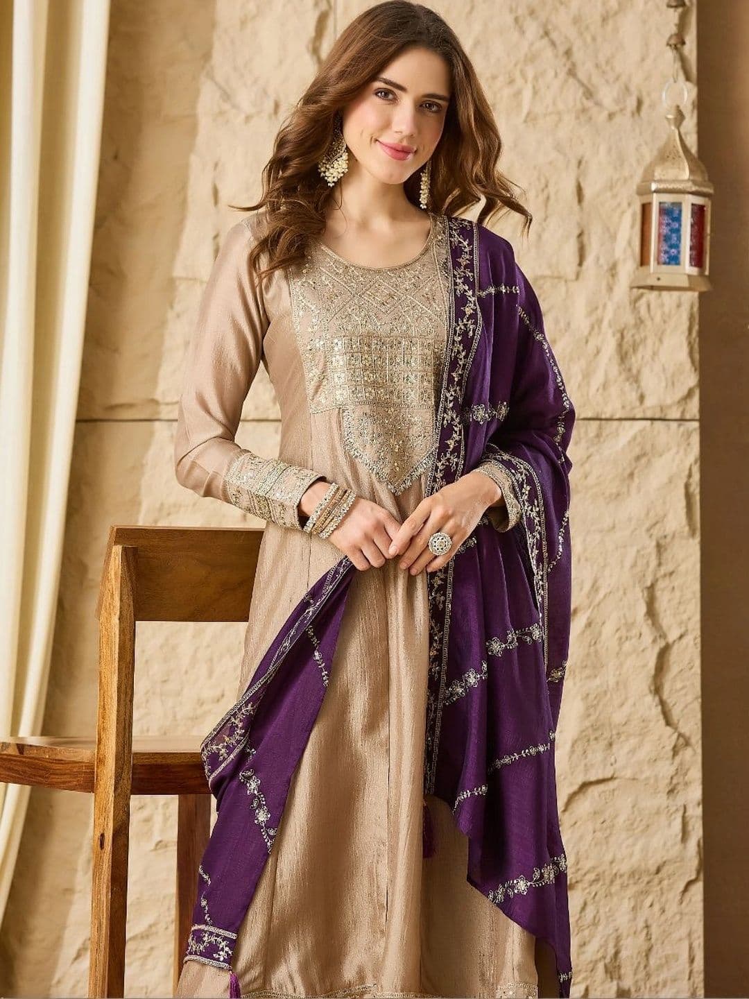 MOKOSH Women Ethnic Motifs Embroidered Empire Pure Silk Kurta with Trousers & With Dupatta thumbnail 5