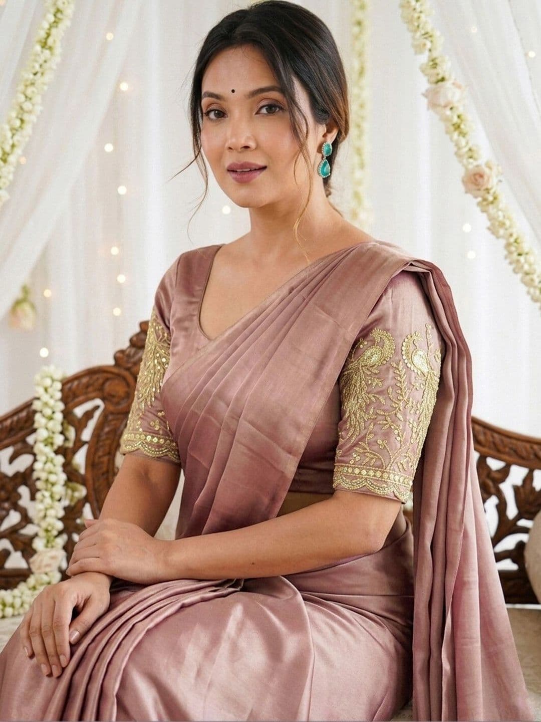 Satrani Embroidered Tissue Saree thumbnail 2